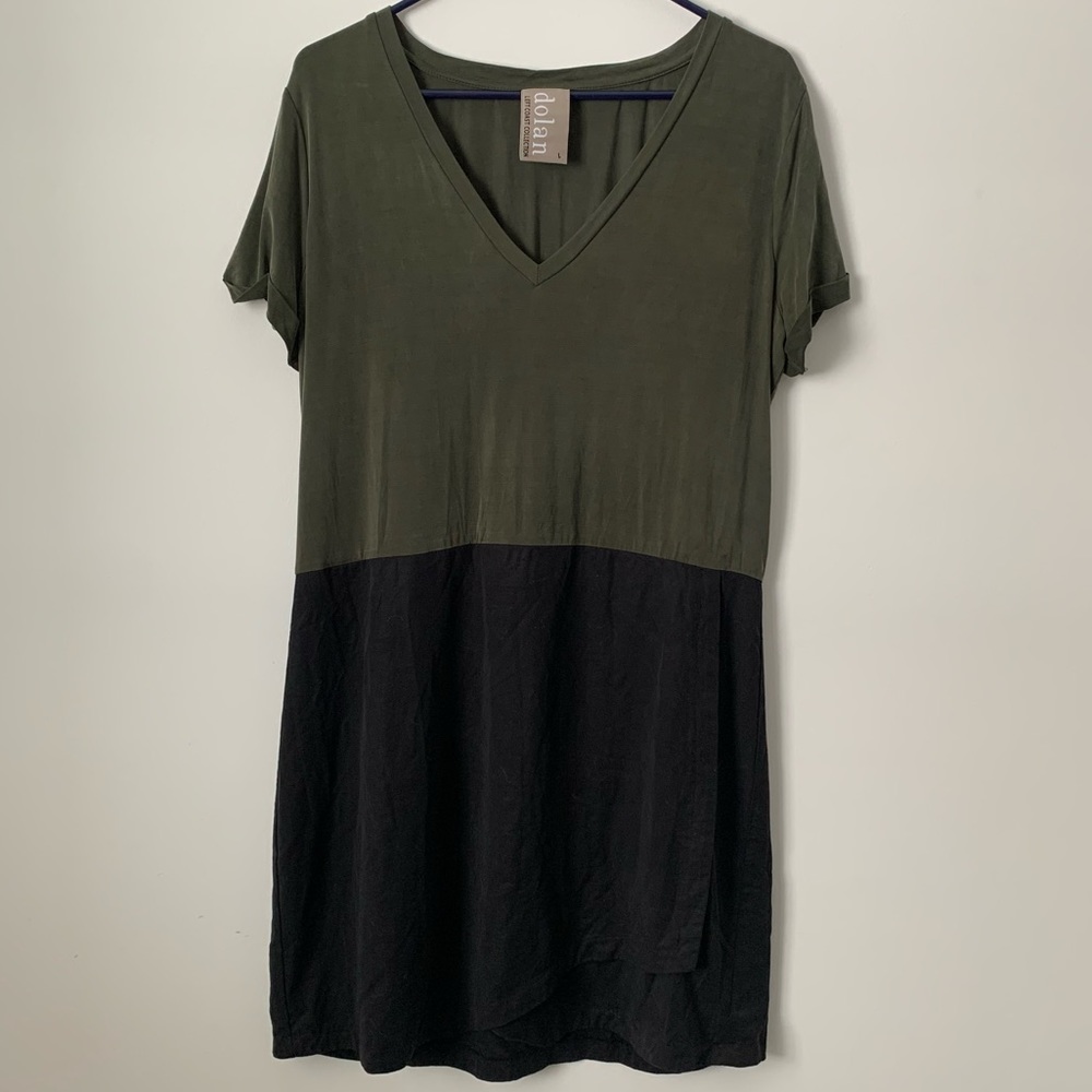 Dolan Left Coast Collection Black & Olive Short Sleeve V-Neck Mini Dress